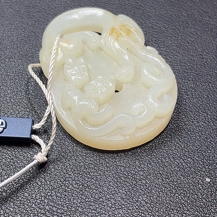 觅***醇和田玉未镶嵌颈饰