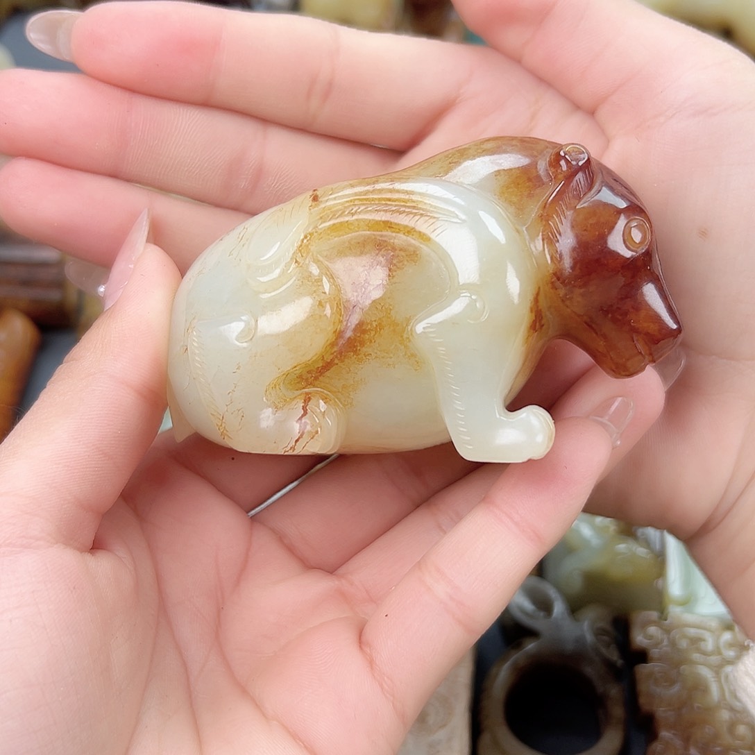 和田玉颈饰未镶嵌洪*一