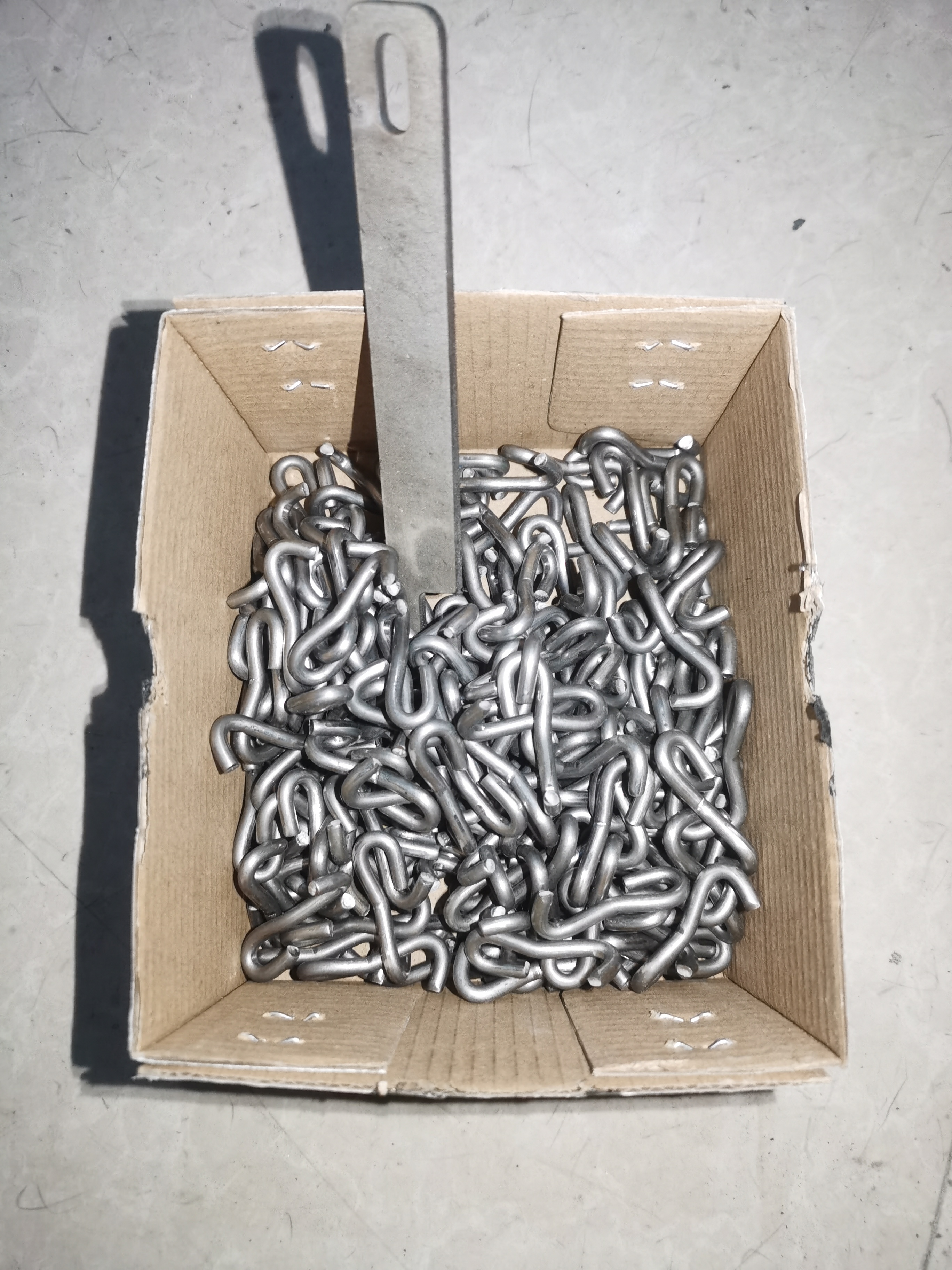 防滑钉胎配件，定制款64个勾子加一个松紧板手