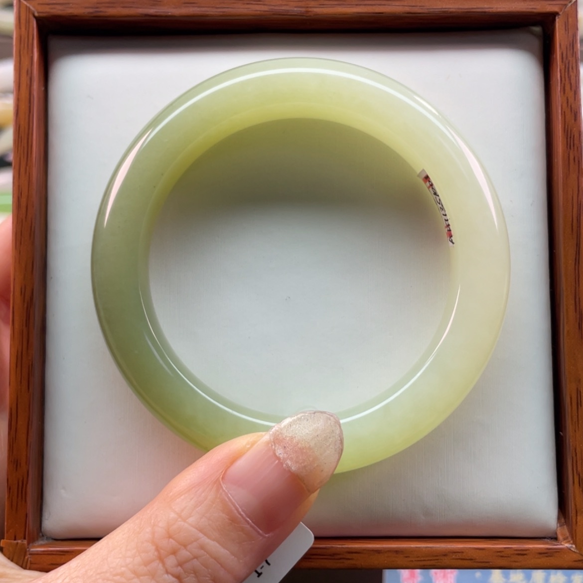 【闪购商品】和田玉手镯未镶嵌