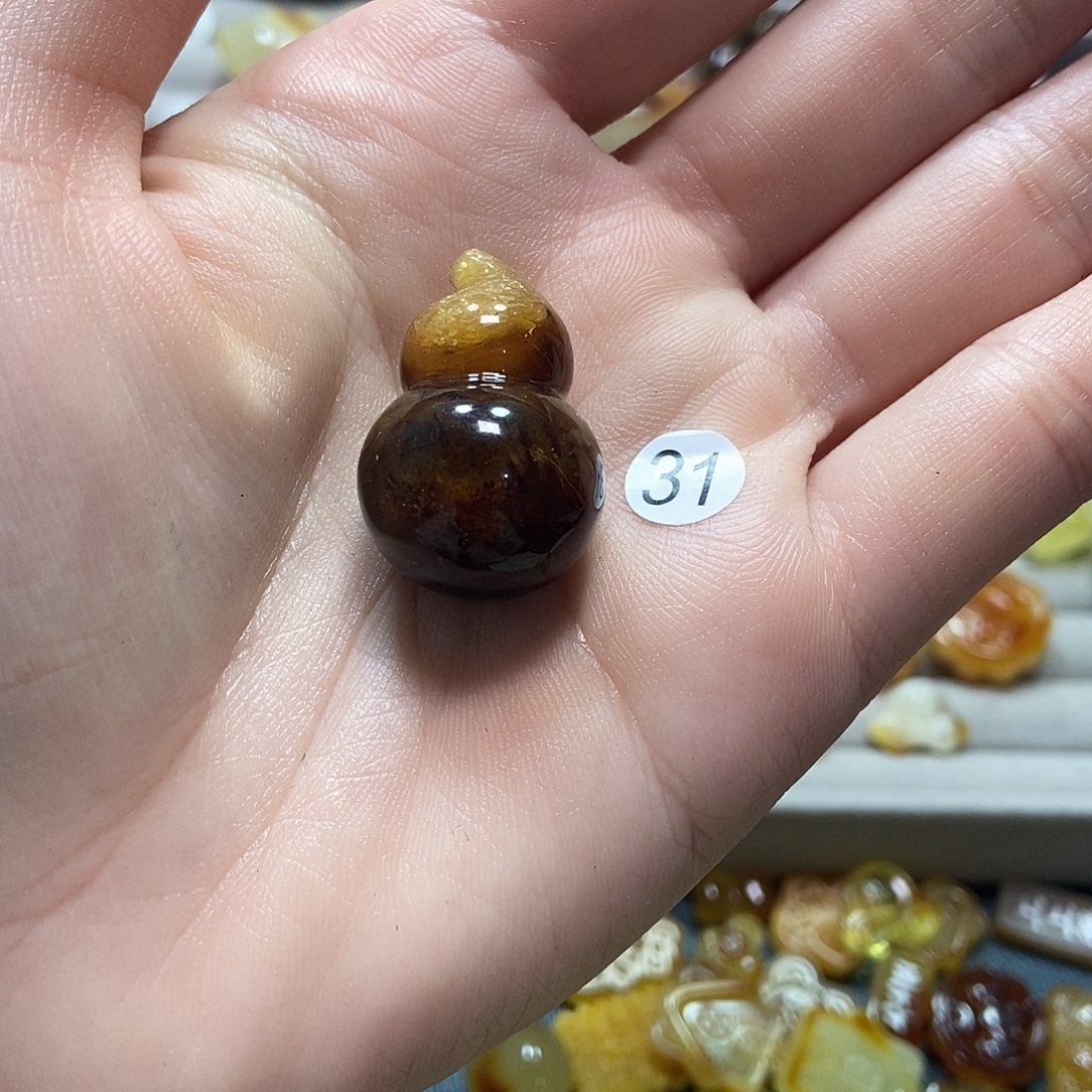 琥珀裸石未镶嵌用****9，