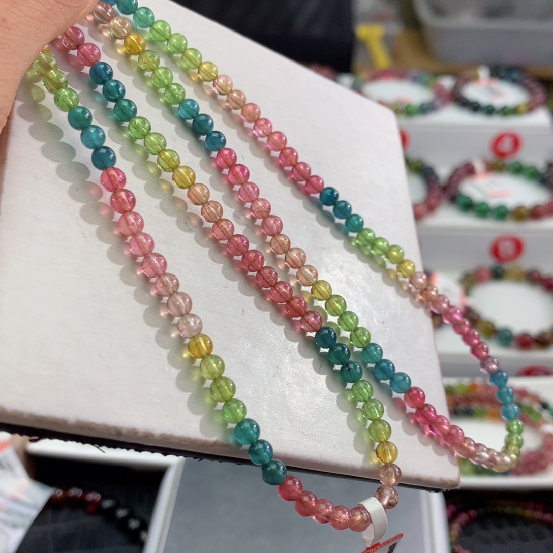 未镶嵌手链碧玺    4.4nm。   