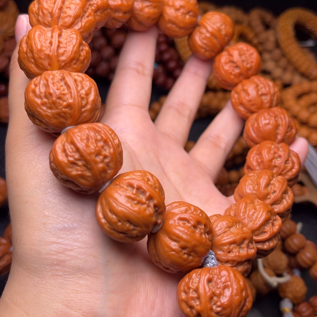 吊坠猴头核桃元宝八棱手持24左右