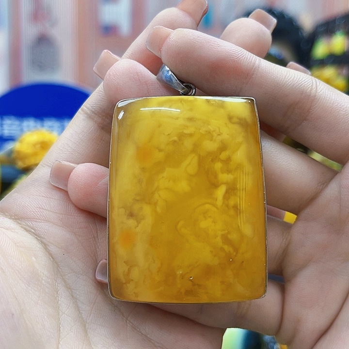 琥珀银S925镶嵌颈饰吊坠