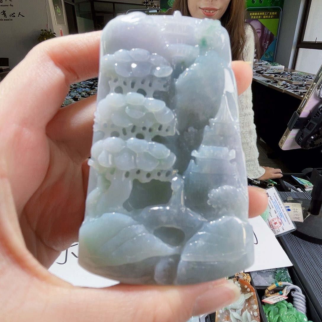 颈饰未镶嵌翡翠翡翠