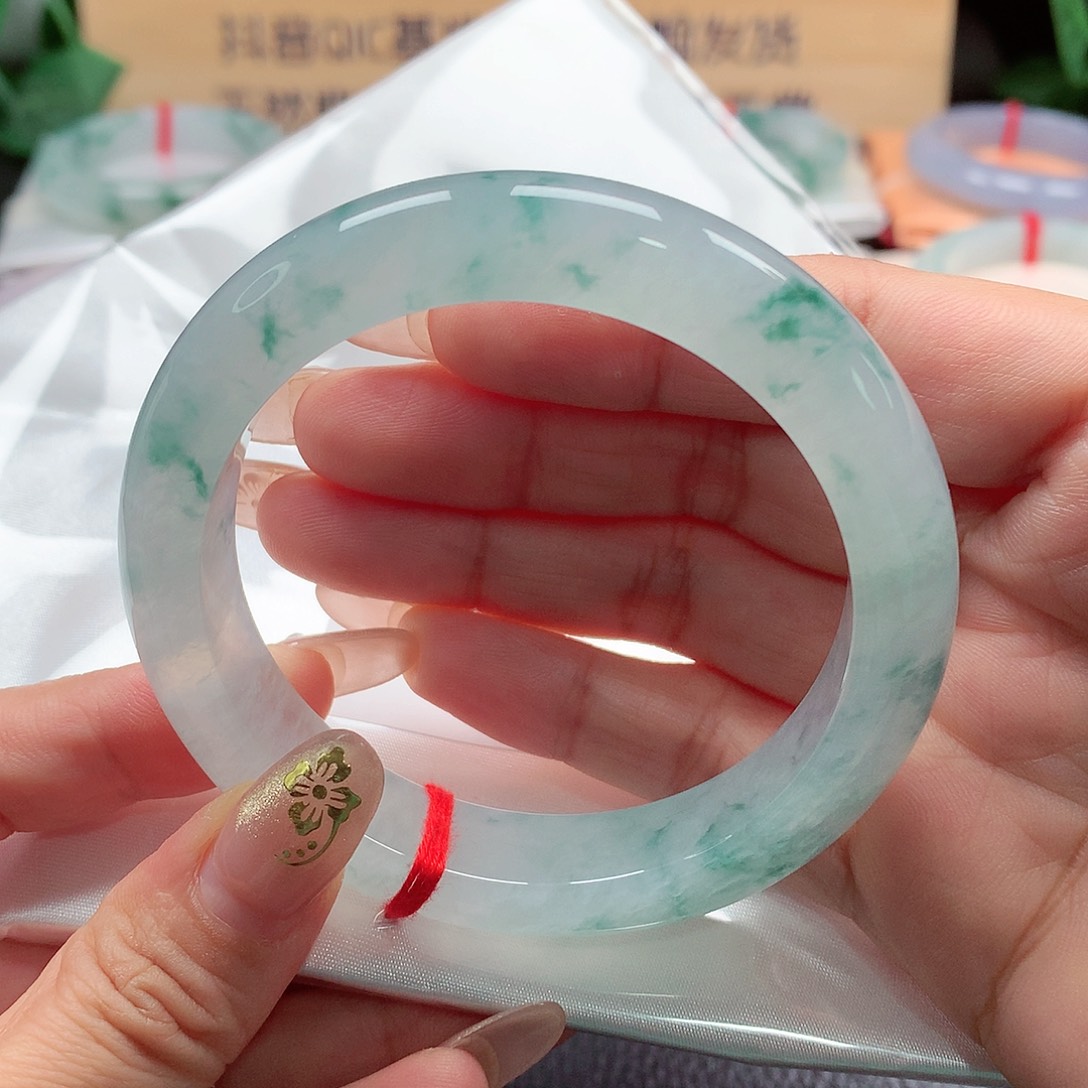 翡翠手镯未镶嵌天然A货翡翠手镯，91号