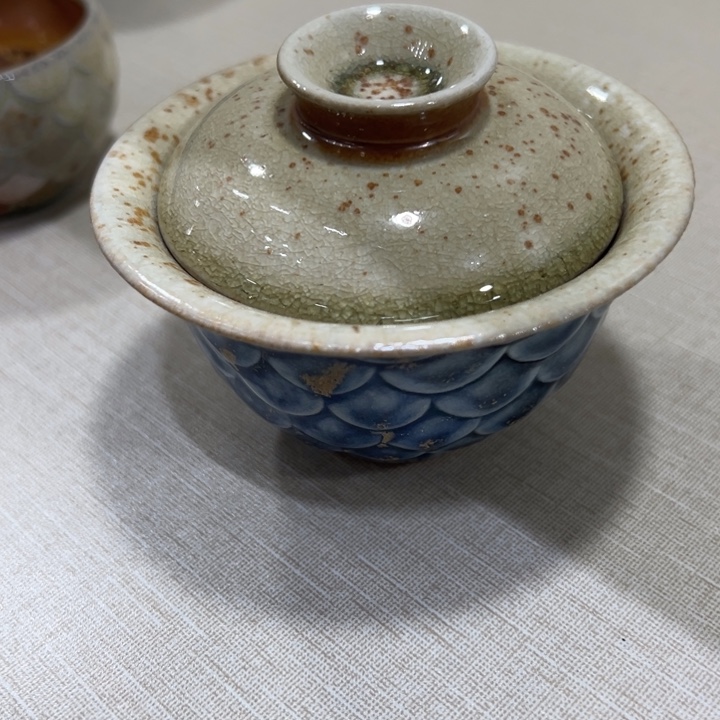 小***叔陶瓷满刻青花盖碗二才