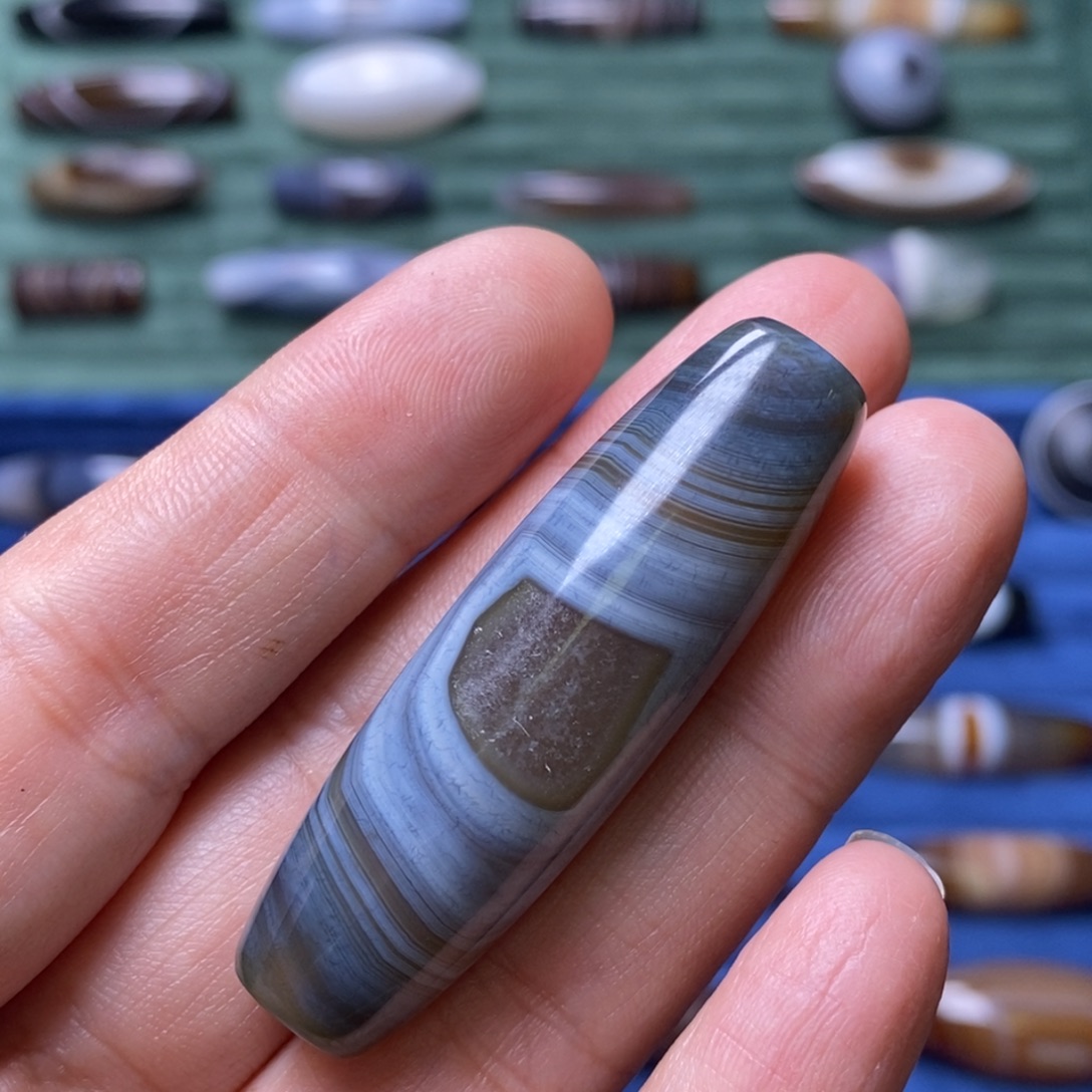 京***人玛瑙/玉髓未镶嵌珠宝半成品