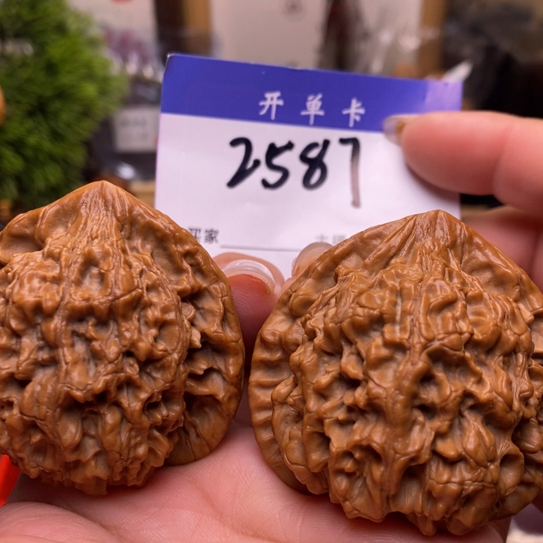 桃核吊坠官帽。边48。丹 全品