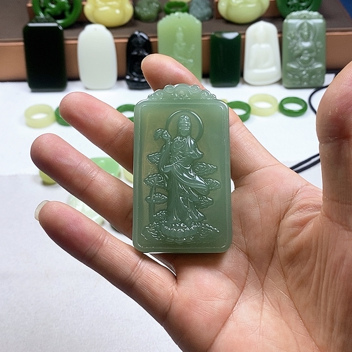 和田玉（糖玉）未镶嵌珠宝奇石