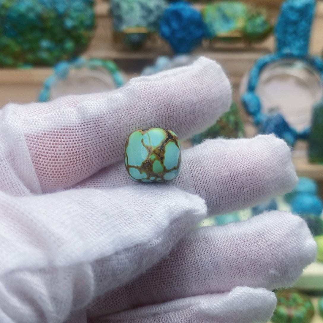 定制绿松石未镶嵌炫彩老型