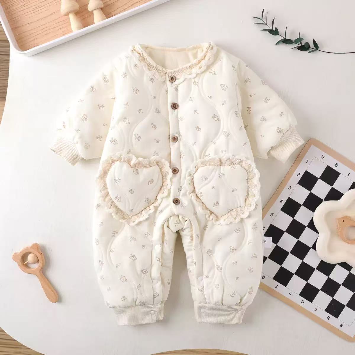 婴儿秋冬款男女同款棉服夹棉宝宝连体衣外出棉服冬装