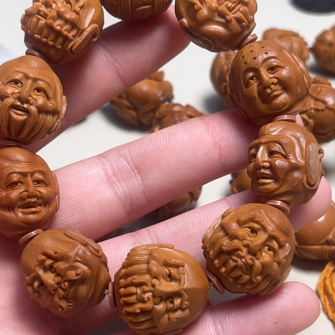 橄榄核吊坠白*十八罗汉