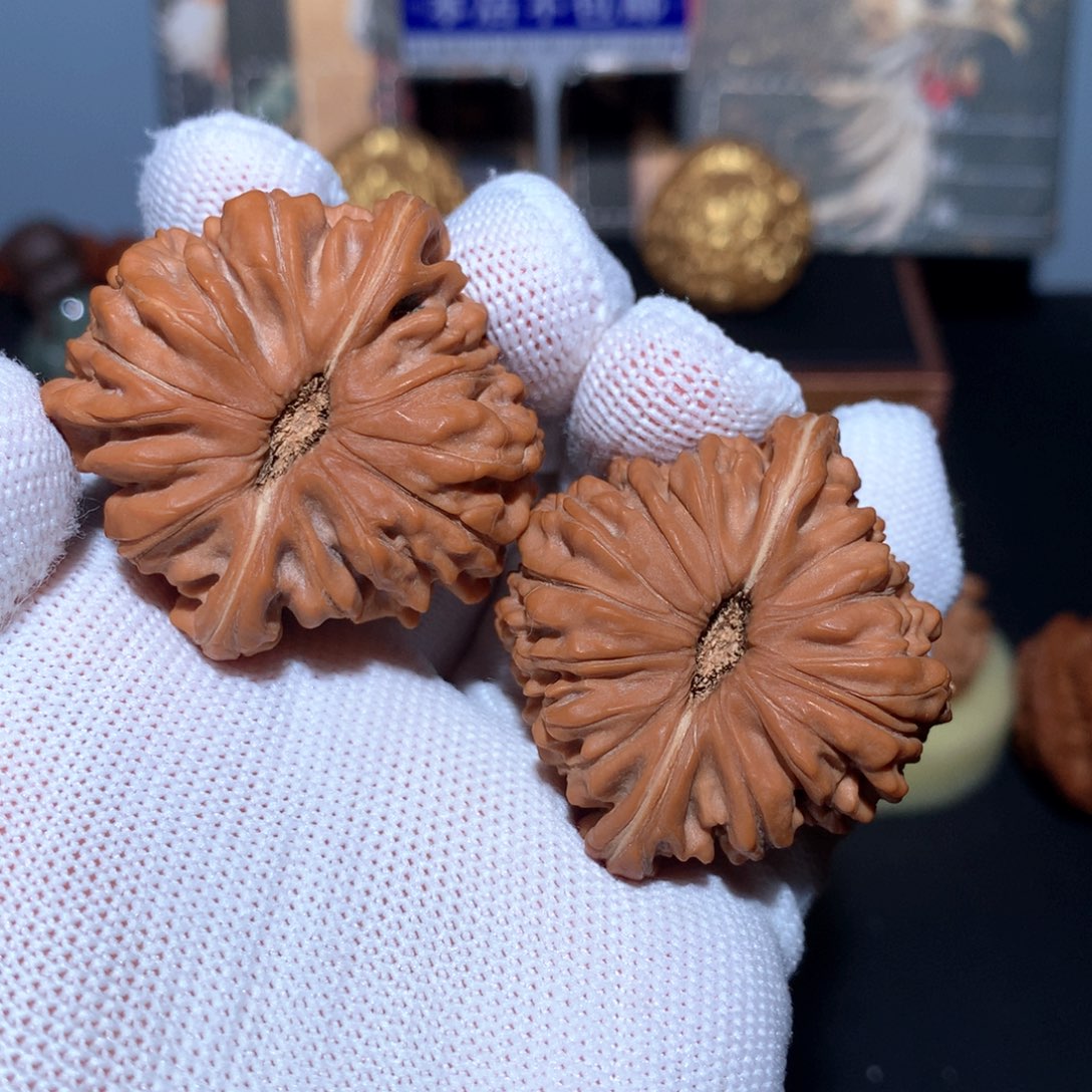 文玩核桃吊坠一代四座楼