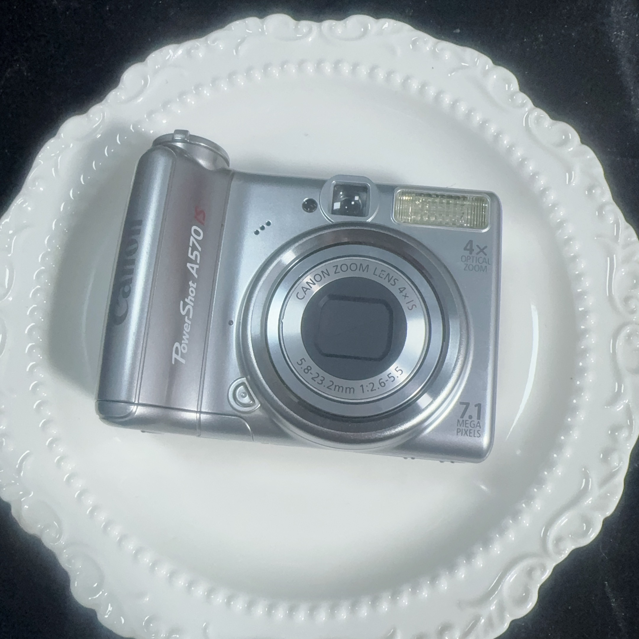 95新 Canon/佳能 a570 冷白皮人像 模式多 网红款福利机复古ccd