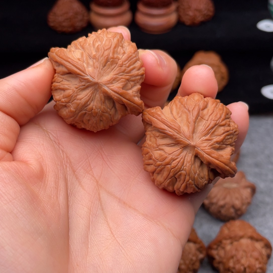 文玩核桃吊坠全品磨盘41尺大红皮福利价