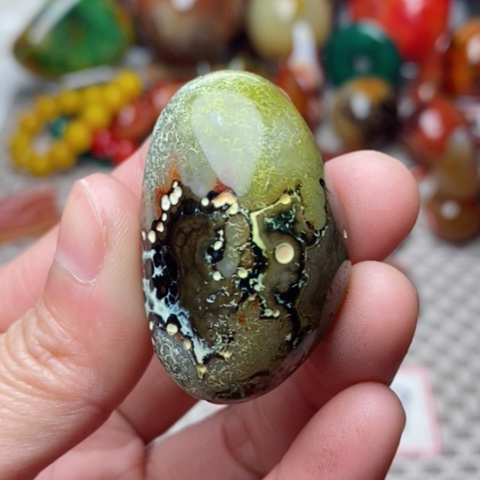 未镶嵌玛瑙/玉髓珠宝奇石