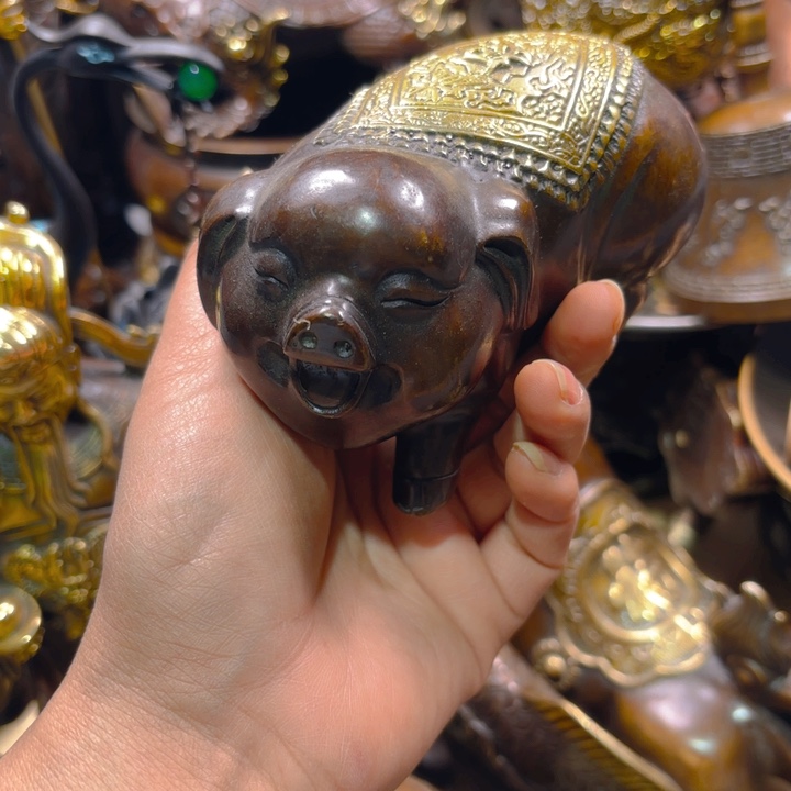 铜器摆件收收藏藏