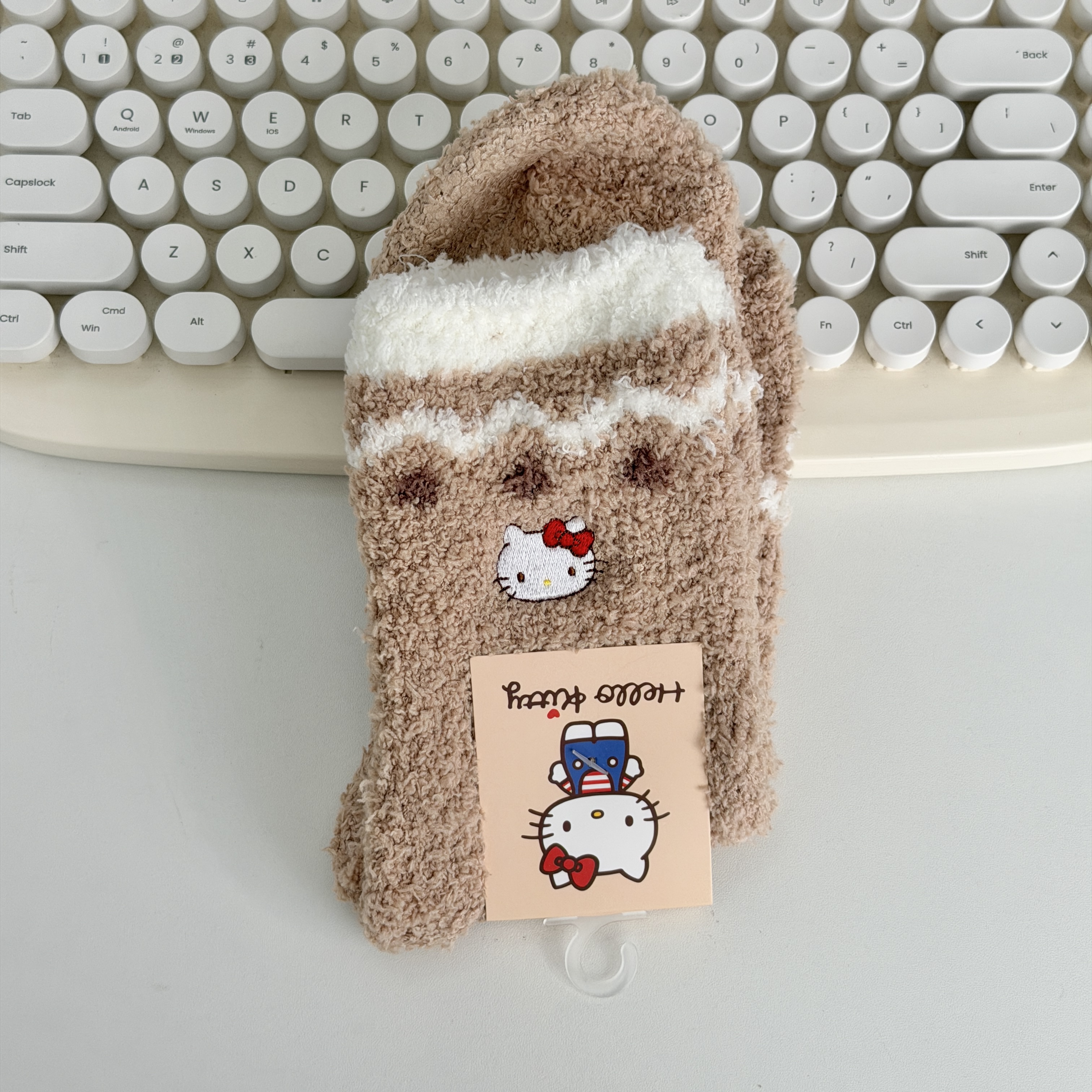 三丽鸥家族棉袜凯蒂猫圣诞风卡通百搭可爱袜子