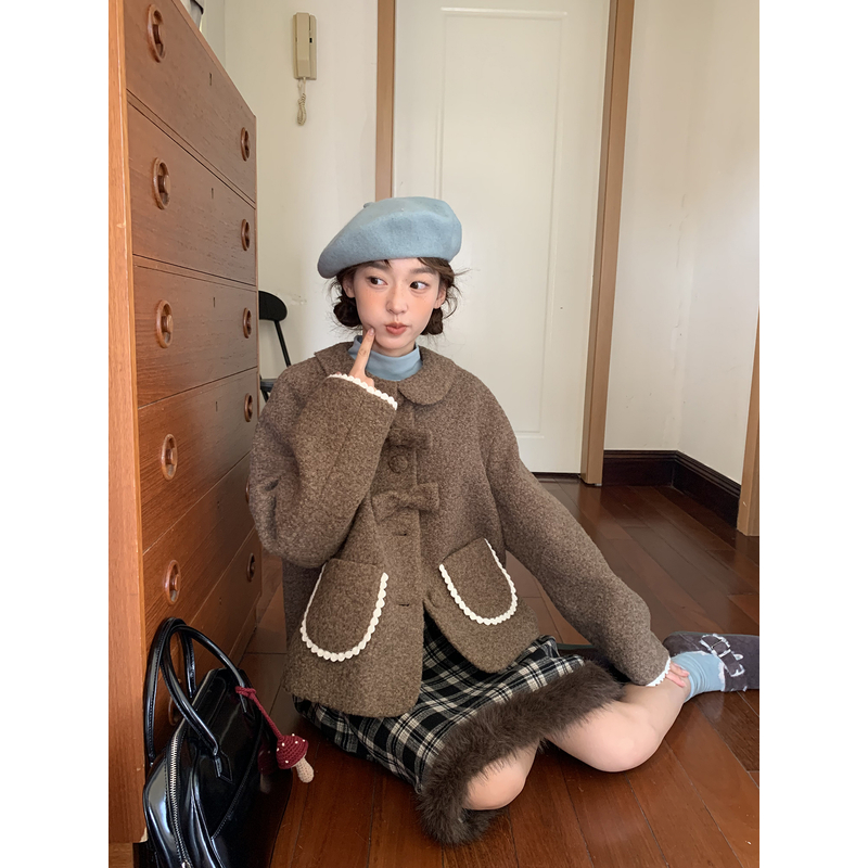 Jiang jam/姜姜姜酱可拆卸花边娃娃领毛呢短款外套