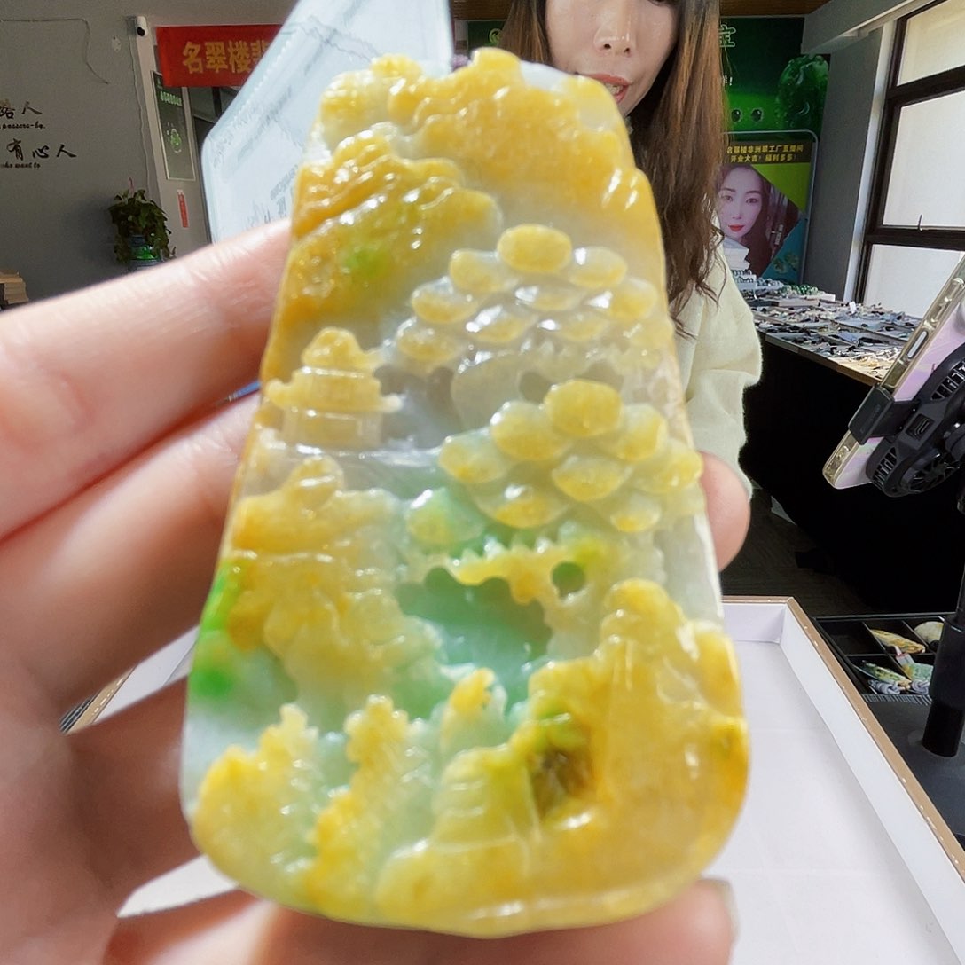 颈饰未镶嵌翡翠翡翠