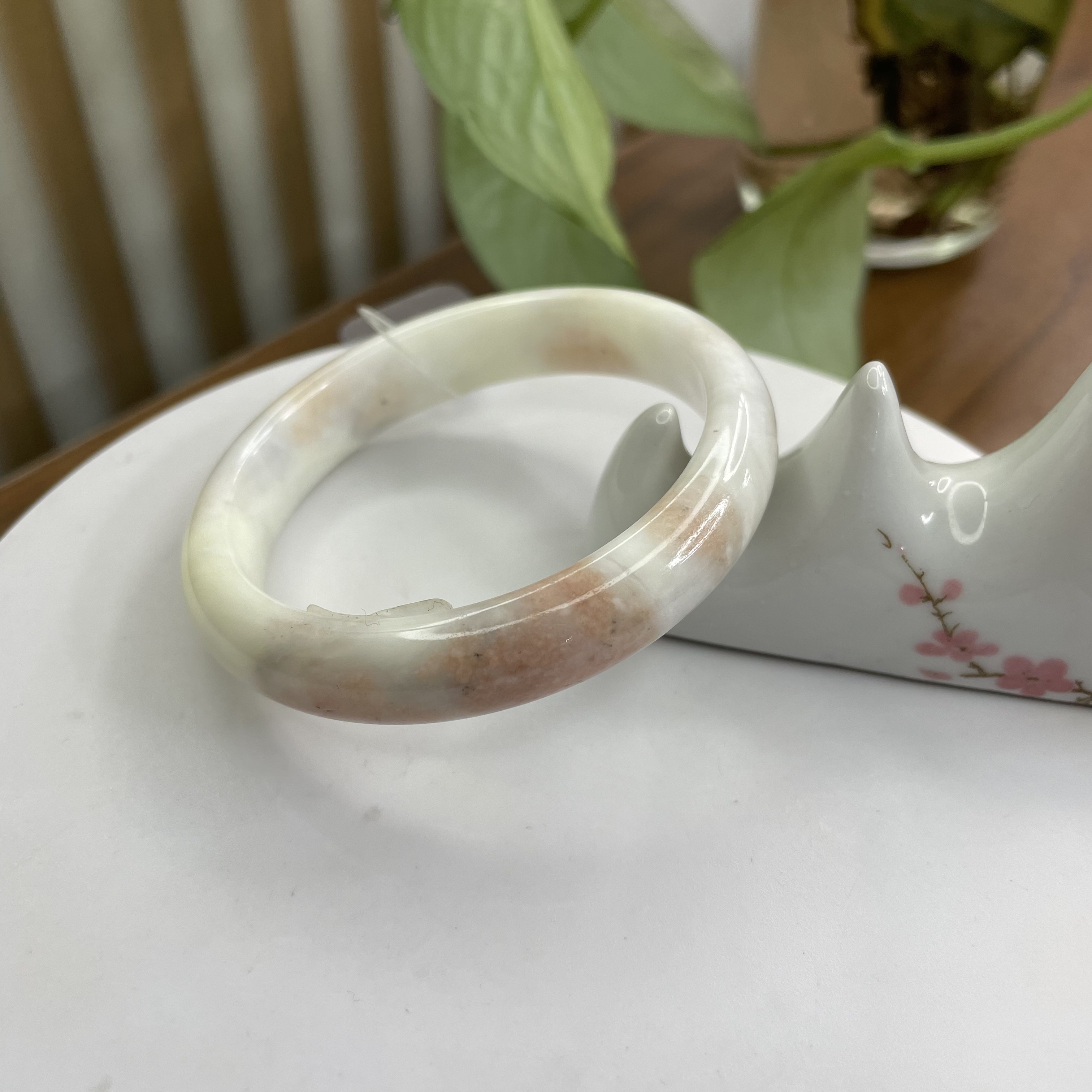 正品陕西西安蓝田玉粉色手镯53圈口