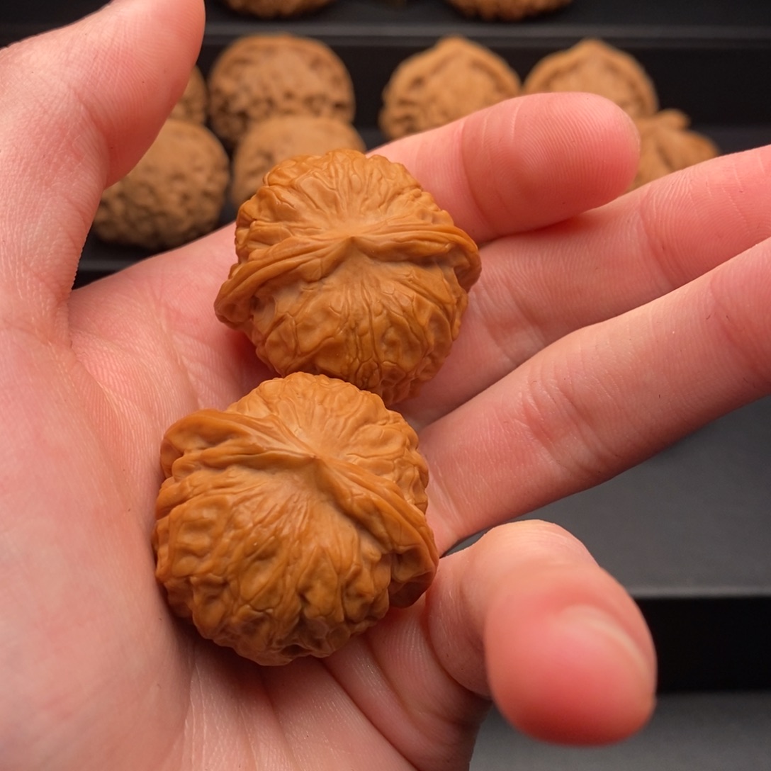 文玩核桃把件木**才石门