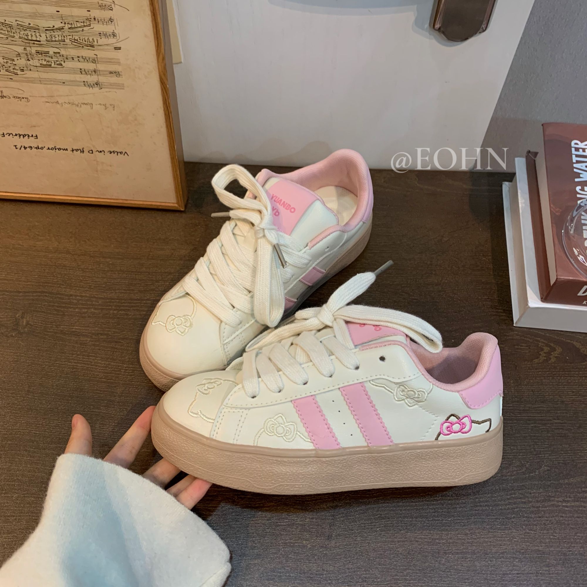 【eohn】新品板鞋小白鞋百搭平底可爱学生休闲鞋