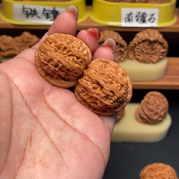 文玩核桃吊坠33全品白狮子