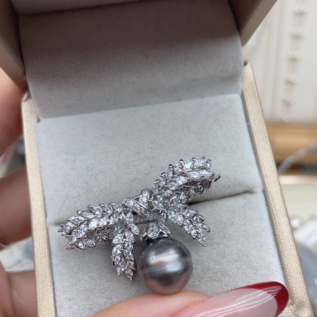 海水珍珠未镶嵌胸饰D8