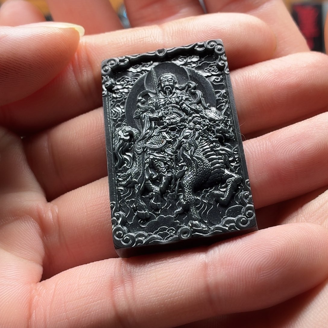 司***梦和田玉未镶嵌颈饰