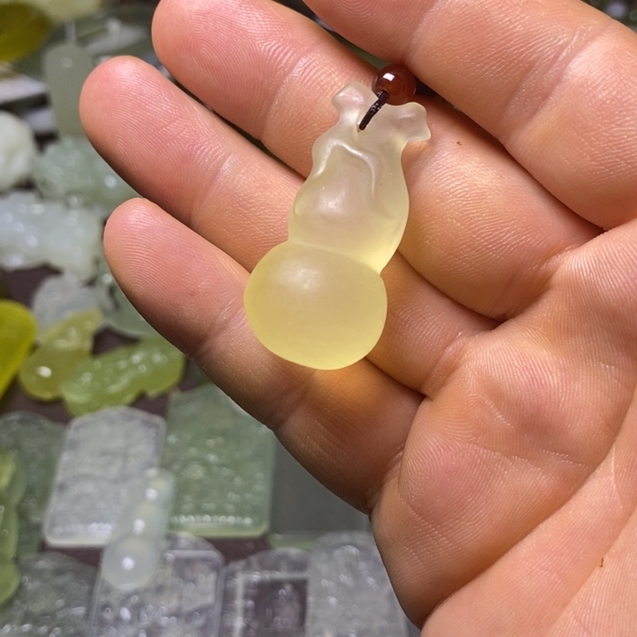 岫玉岫玉挂件未镶嵌