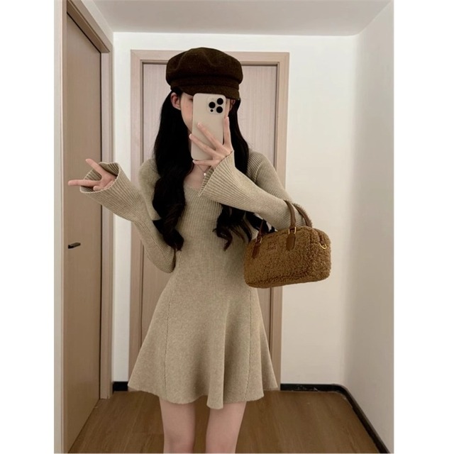 后妈裙大码时尚针织连衣裙女装2025新款春季温柔风包臀裙胖MM显瘦