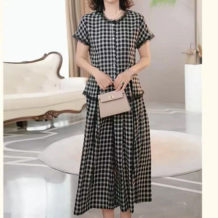 年轻妈妈夏装短袖T恤小衫2025新款时尚洋气中老年女装上衣服套装