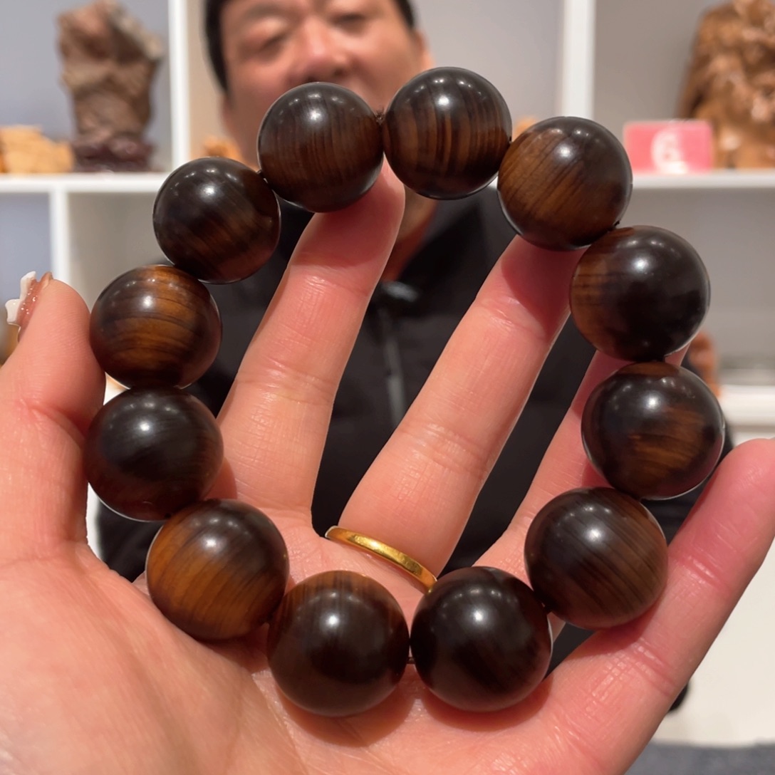 【闪购商品】柏木（崖柏）2.0雷击木手串