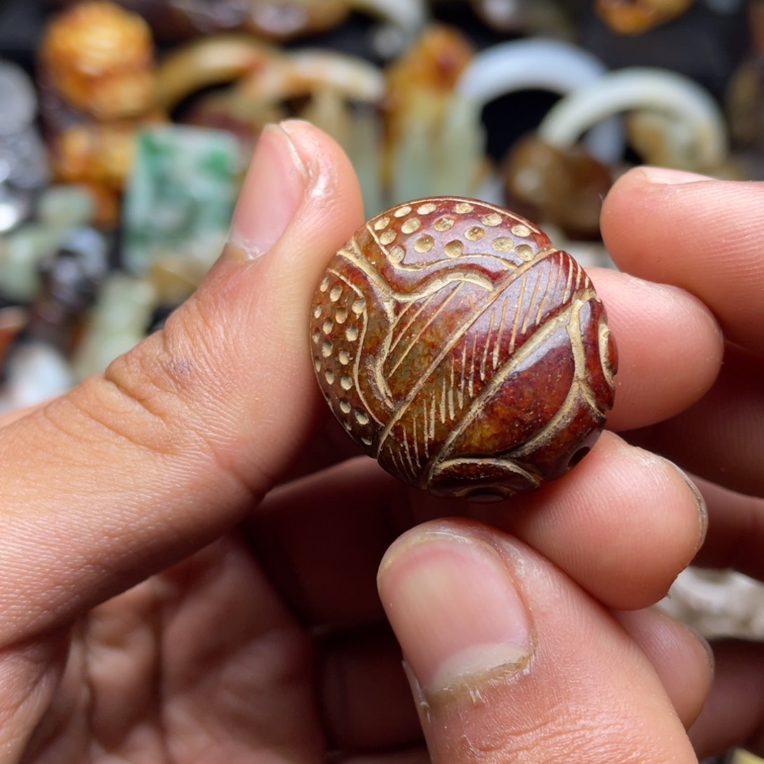 和田玉（糖玉）挂件未镶嵌