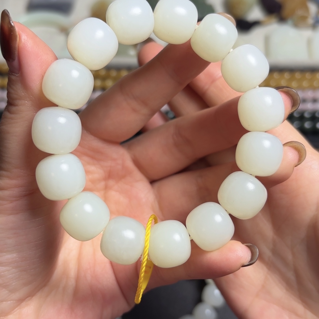 和田玉未镶嵌手链