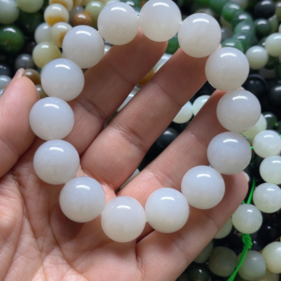 和田玉手链未镶嵌