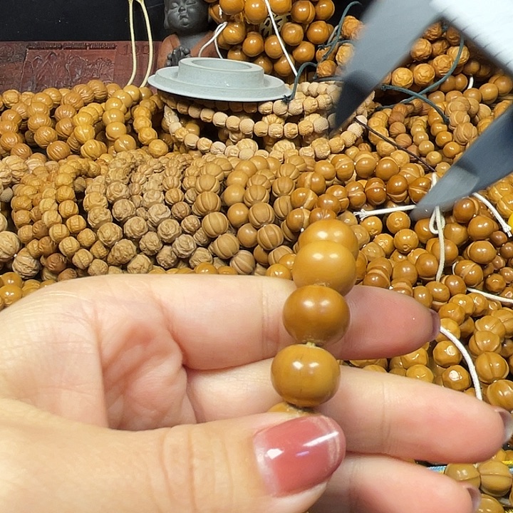 木微瑕算盘手串13➕。    