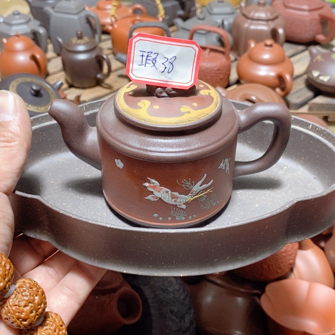 紫砂茶壶欢迎各位光临惠顾