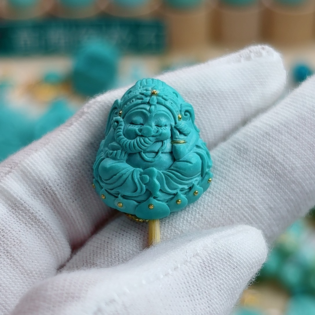 绿松石未镶嵌珠宝奇石