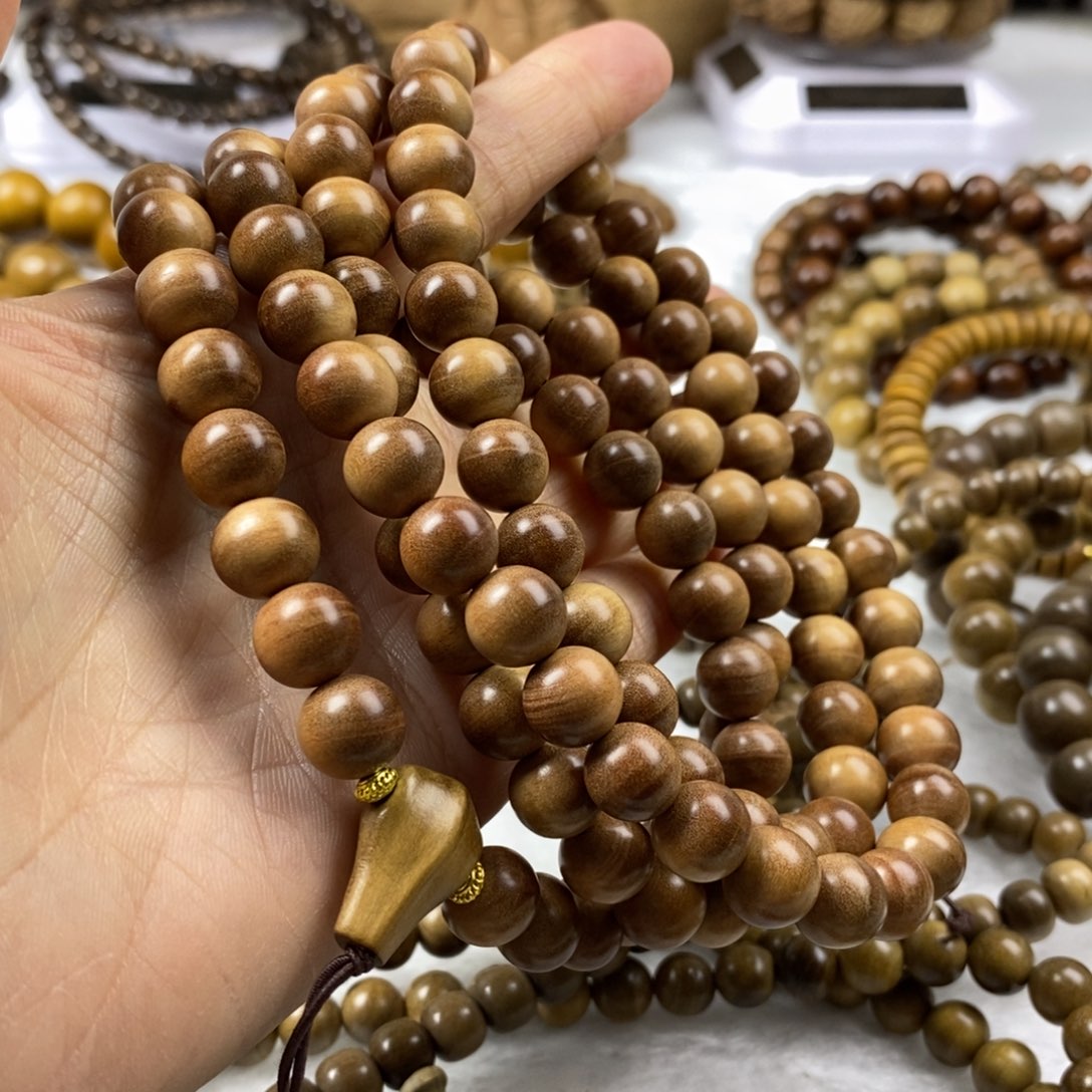 檀香木手串/手链拿***糖