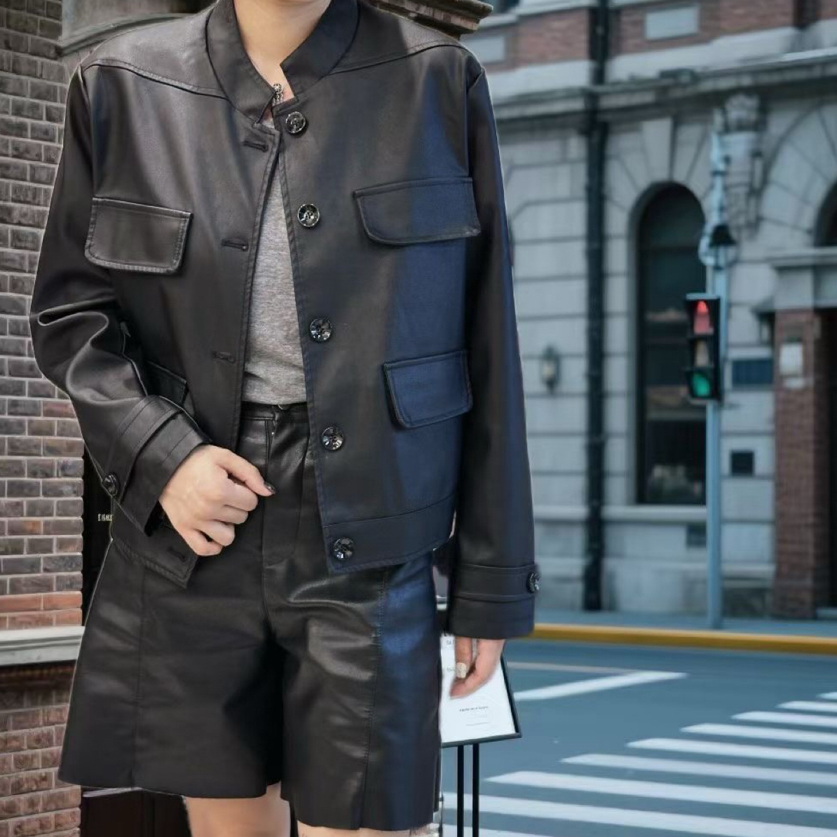 RX大码女装1686四兜蛋白皮皮衣外套常规款百搭显瘦