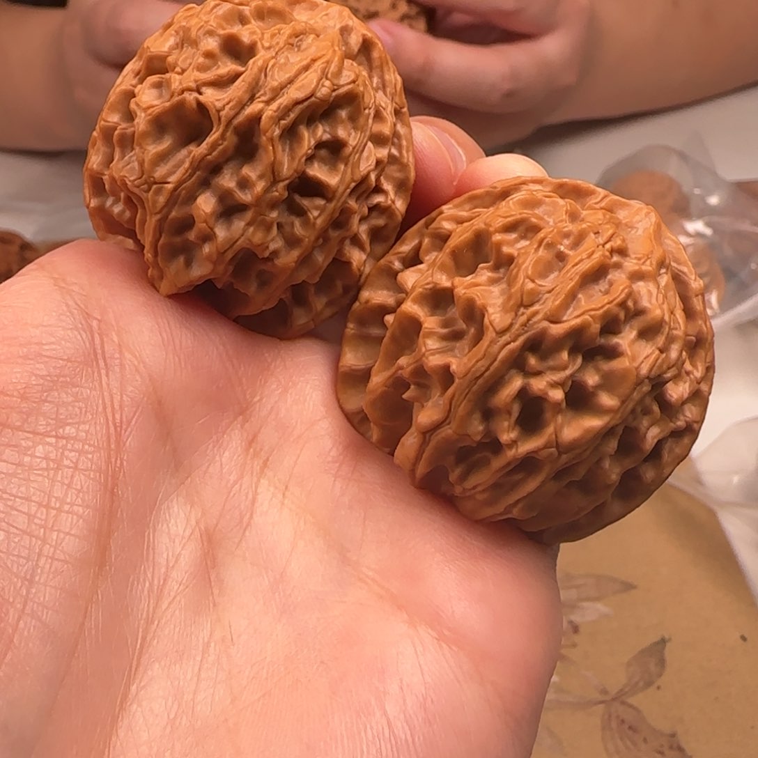 文玩核桃吊坠山地苹果39-26