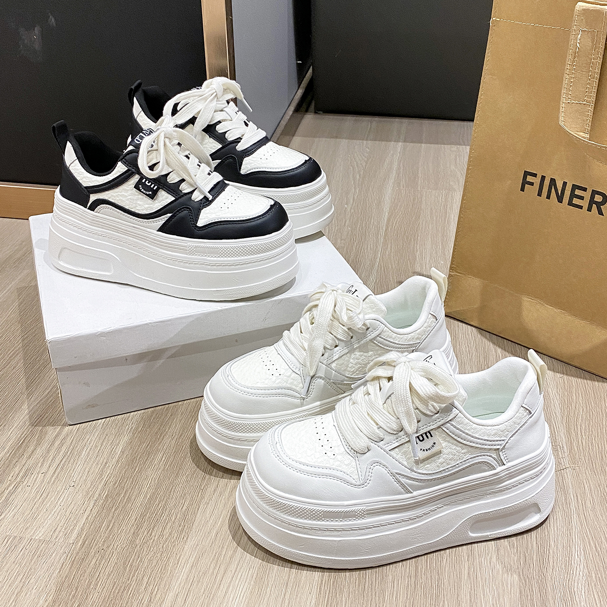 厚底真皮增高休闲板鞋时尚系带小白鞋百搭舒适运动鞋女款黑白款