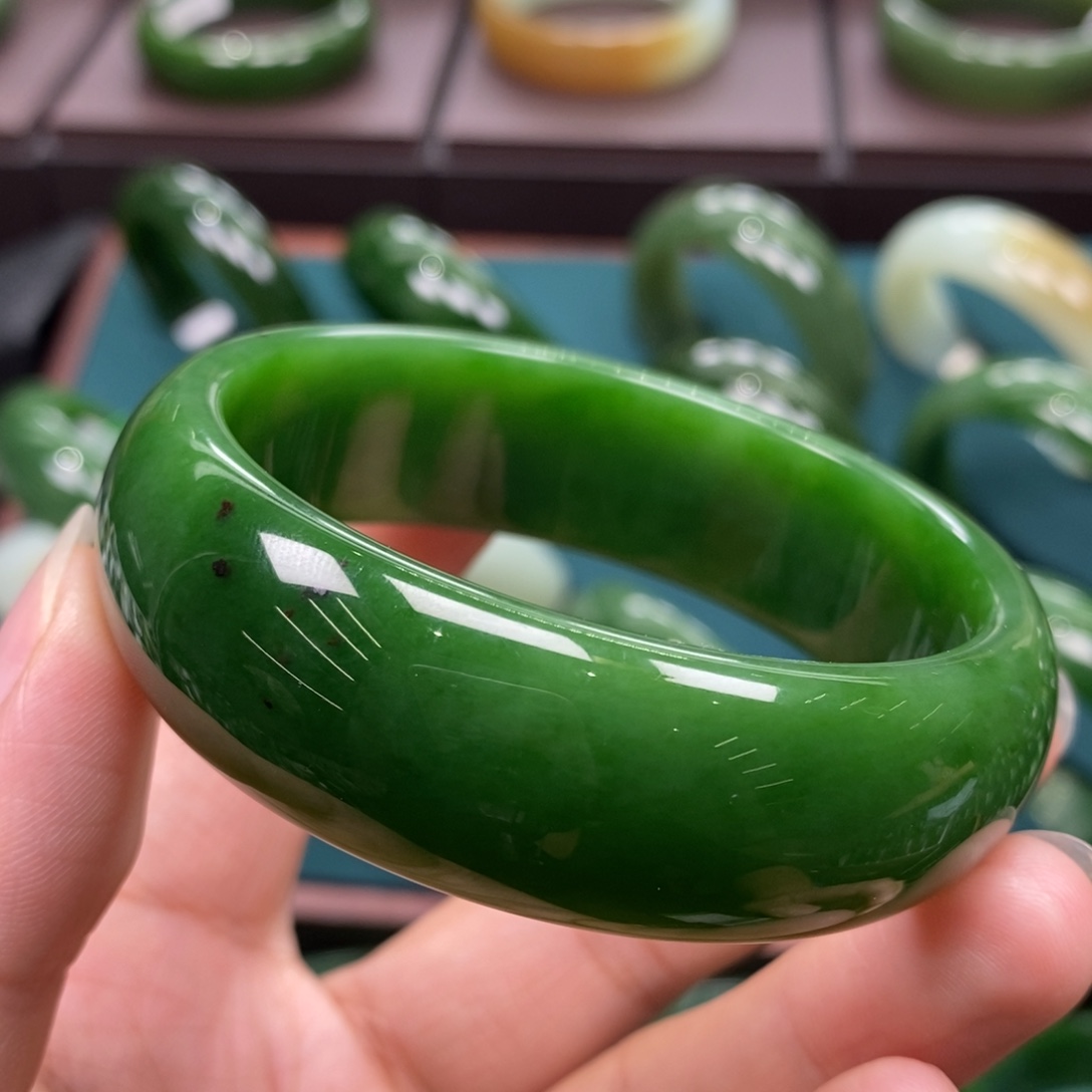 和田玉（糖玉）未镶嵌手镯