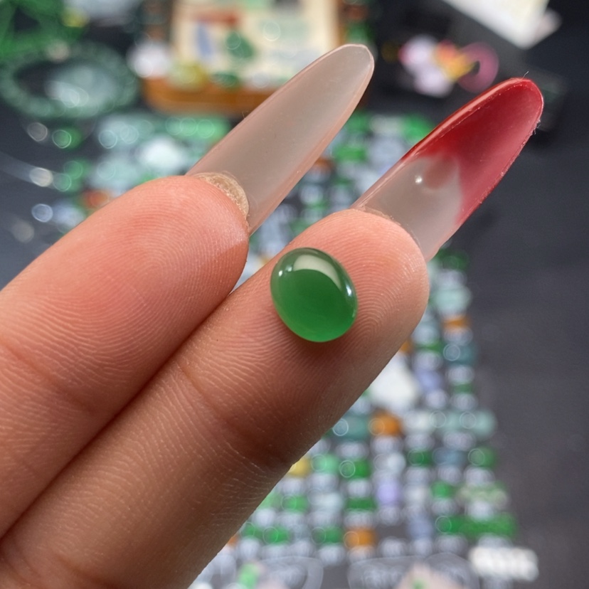 【闪购商品】翡翠挂件未镶嵌蛋