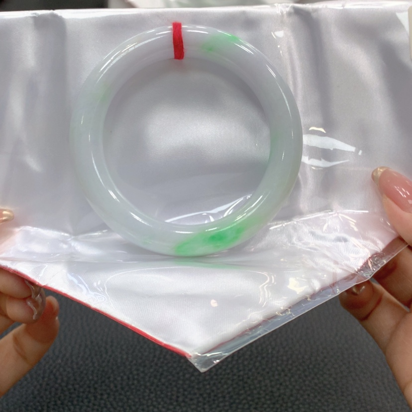 【闪购商品】翡翠手镯未镶嵌翡翠