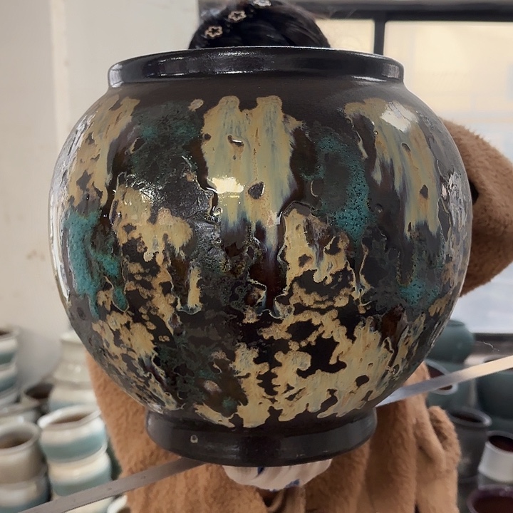 瑕疵高28口20花盆