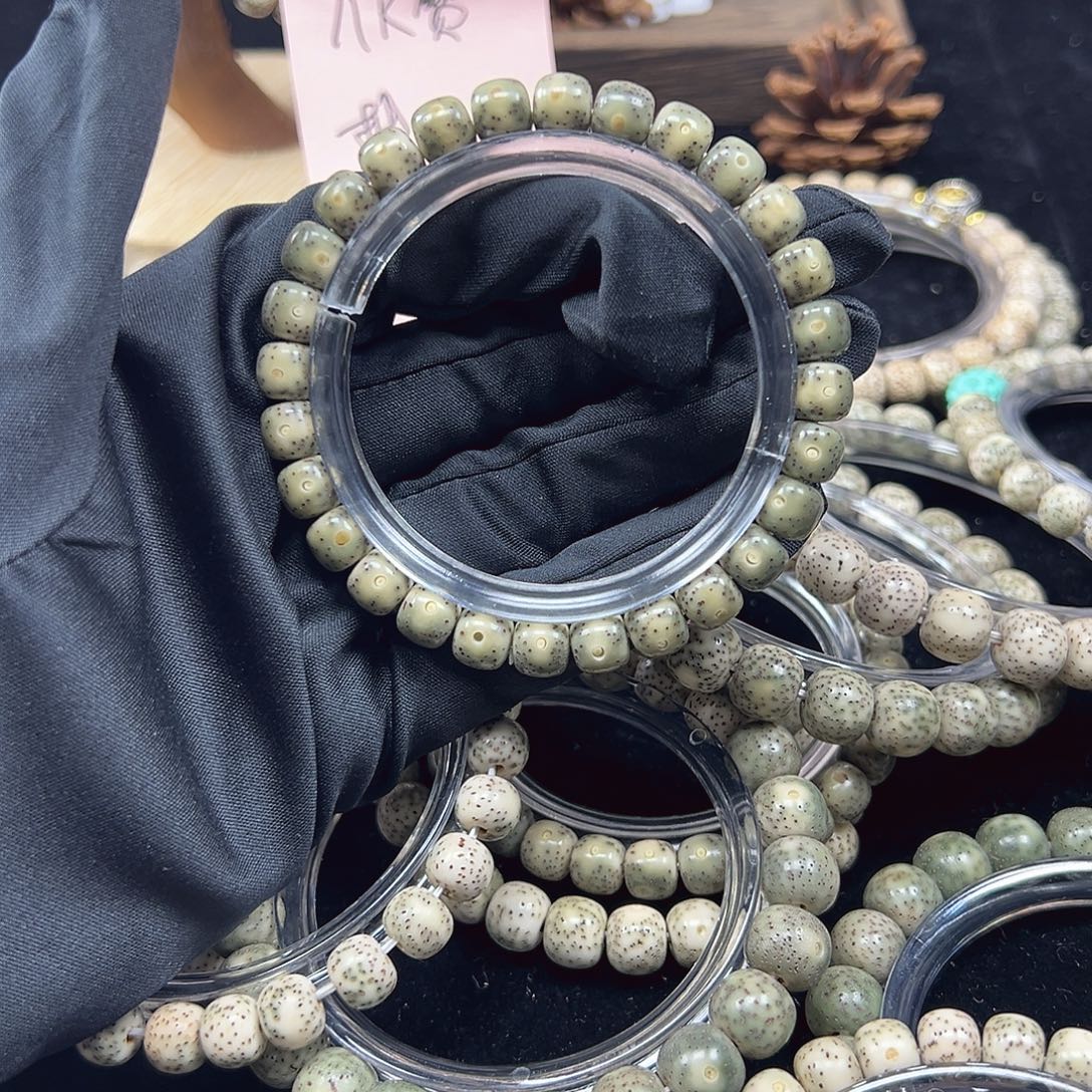 星月菩提手串A10星宇所小绿冰7.8